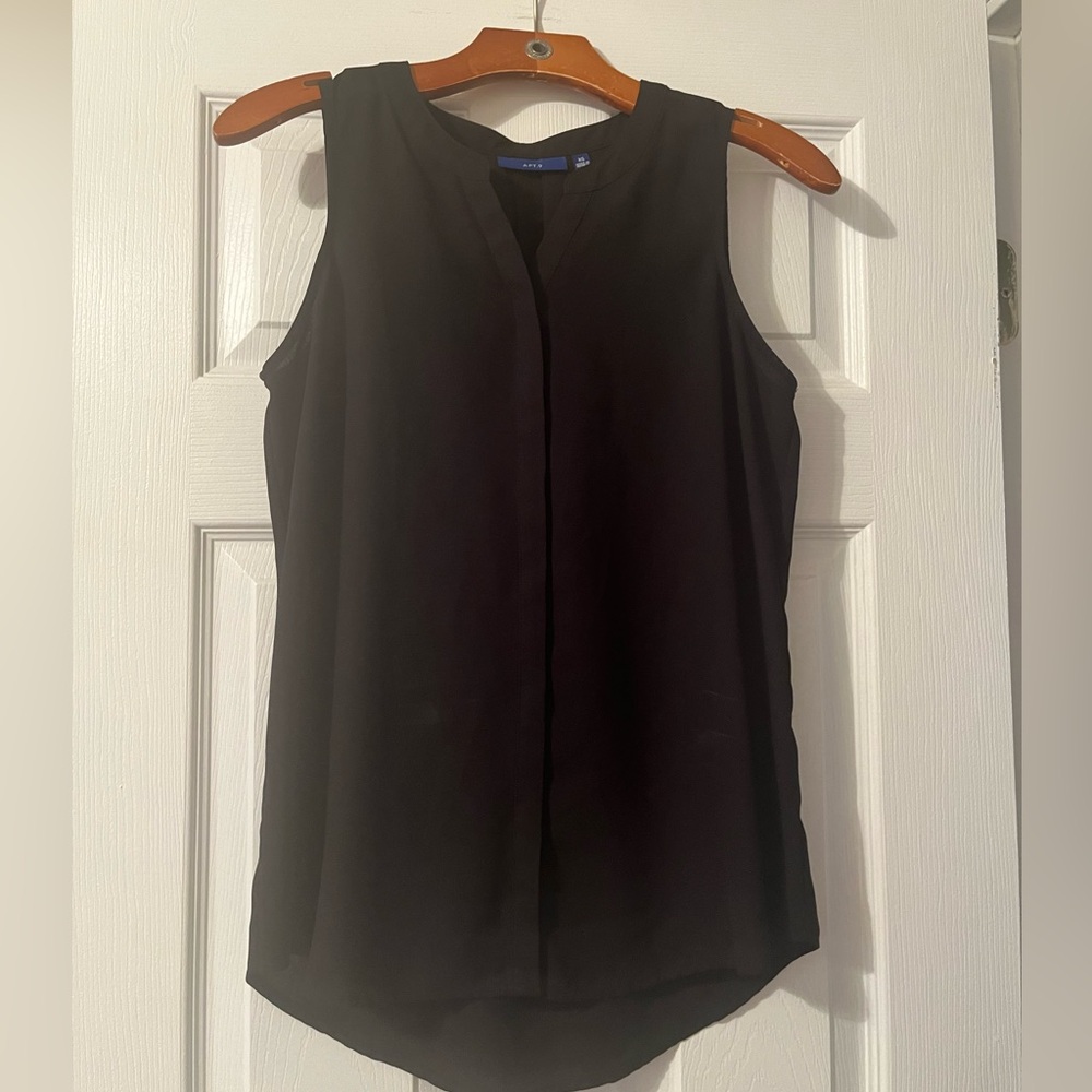 Apt 9 sleeveless blouse